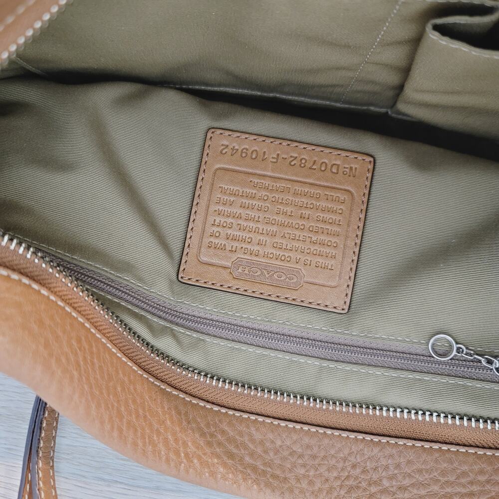 Coach Pebbled Leather Shoulder Bag Brown Tan Hobo Purse Adjustable Strap - Picture 7 of 11